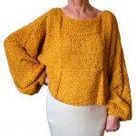 Sweter ręcznie robiony na drutach handmade krótki szerokie rękawy